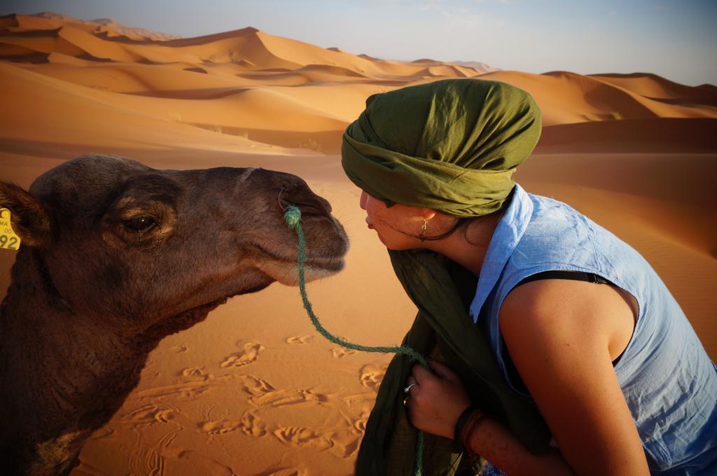 Sahara Camel Tours Camp Hotell Merzouga Rom bilde